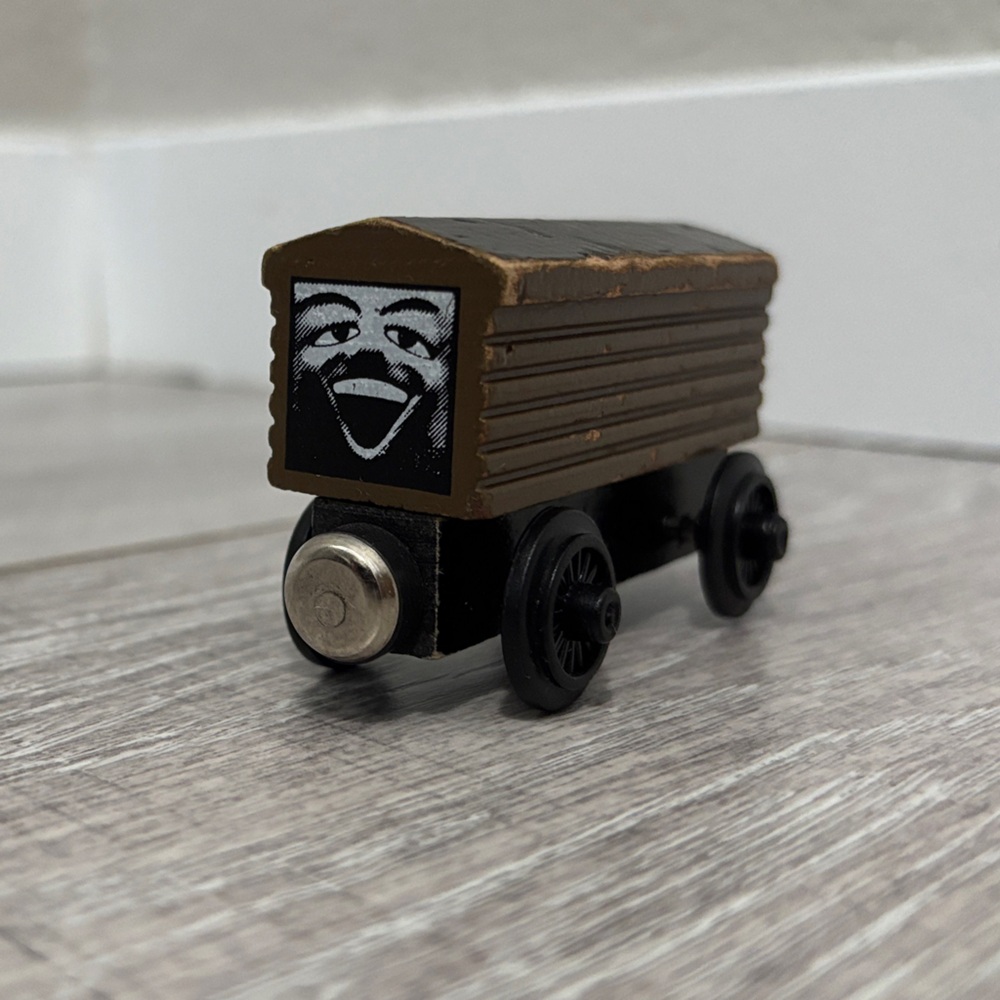 Wooden Troublesome Truck Brakevan - White Face! Thomas & Friends